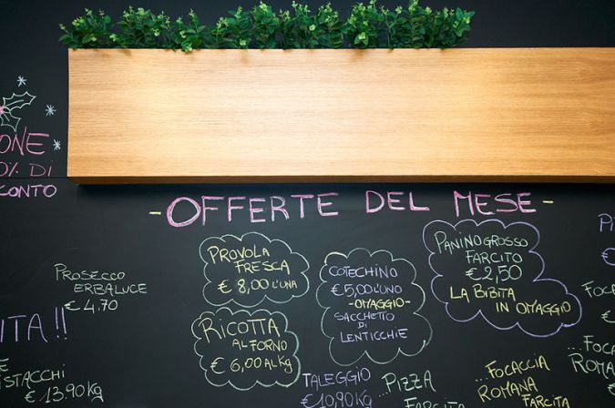 arredamento negozi alimentari panetteria la casa del pane quarona (4)